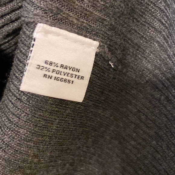 NWT Stitchcount Small Gray Turtleneck - Picture 7 of 7